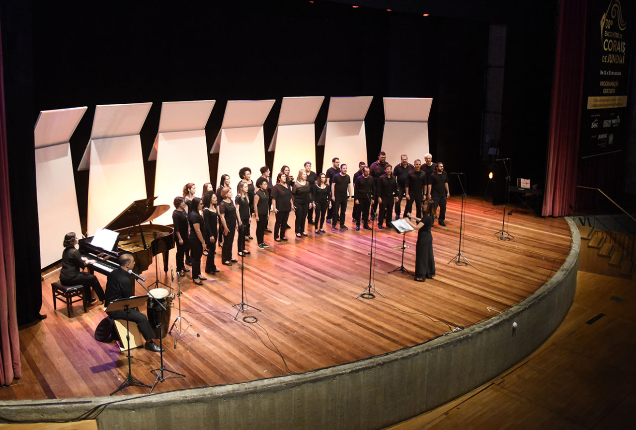 Em outubro, o Teatro Polytheama será palco de atrações para todos os gostos