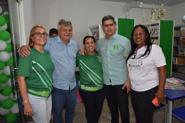 Prefeitura de Cuiab | Emanuel Pinheiro entrega para a comunidade do Jardim Unio reforma geral da EMEB Prof. Lenine de Campos Pvoas