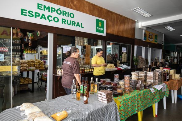 Prefeitura de Cuiab | Mercado do Porto promete feriado agitado com msica ao vivo e festivais de peixe fresco, flores e gastronomia de 7 a 10 de setembro