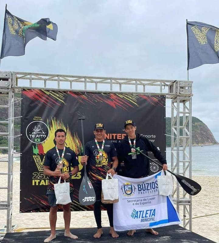 Atleta de Búzios conquista segundo lugar em campeonato de canoa havaiana