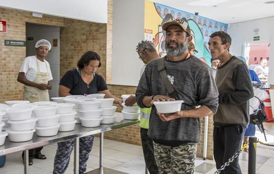 No Dia Mundial da Alimentao, Curitiba reafirma compromisso contra a fome