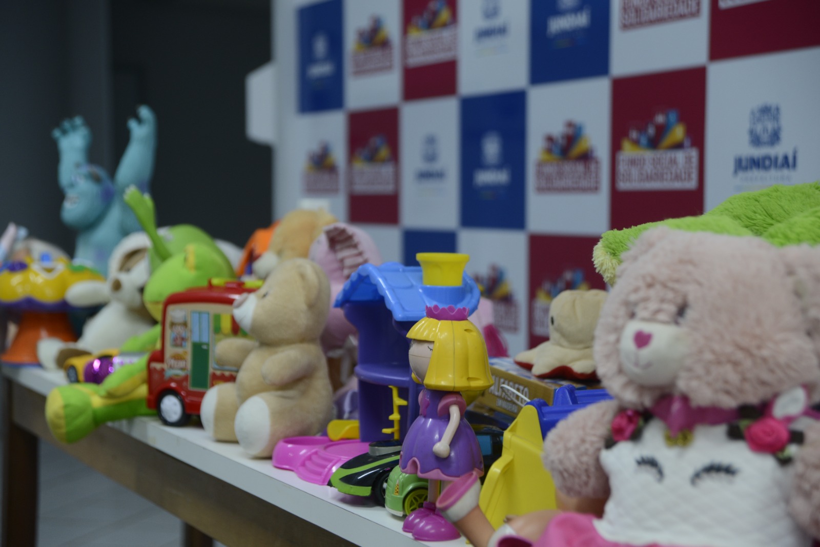 Campanha ‘#Somos Todos Noel’ arrecadará brinquedos e alimentos para Funss