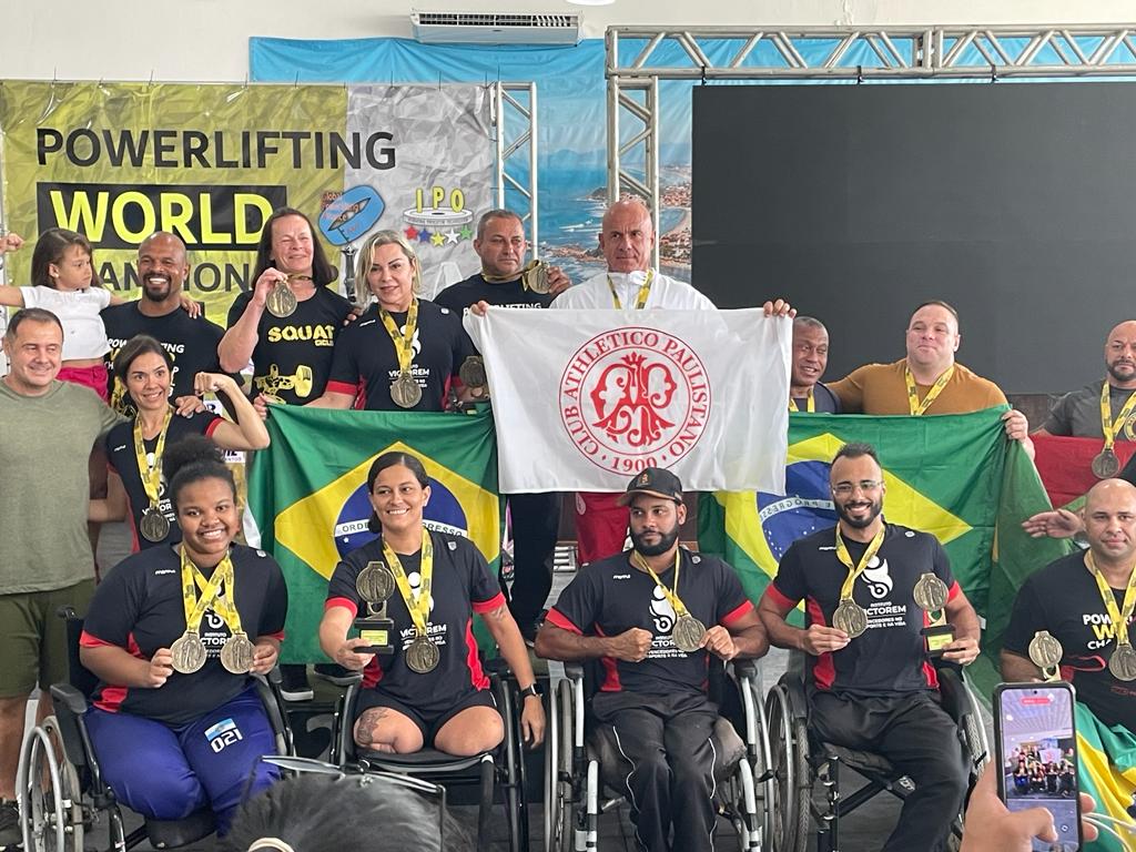 Paratletas de halterofilismo do Parque Olímpico da Barra quebram recordes e ganham medalhas em torneio - Prefeitura da Cidade do Rio de Janeiro