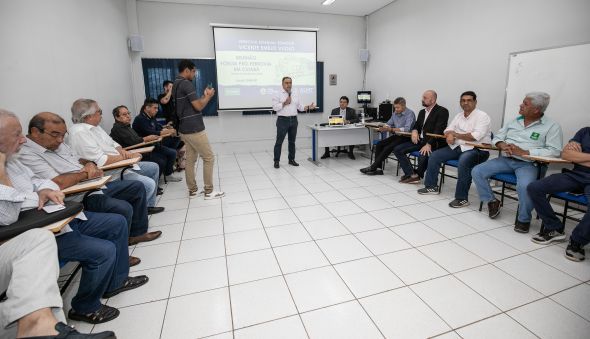 Prefeitura de Cuiab | Frum Pr-Ferrovia e Comisso Especial buscam garantir cumprimento do contrato da Ferrovia Estadual em Cuiab at 2025