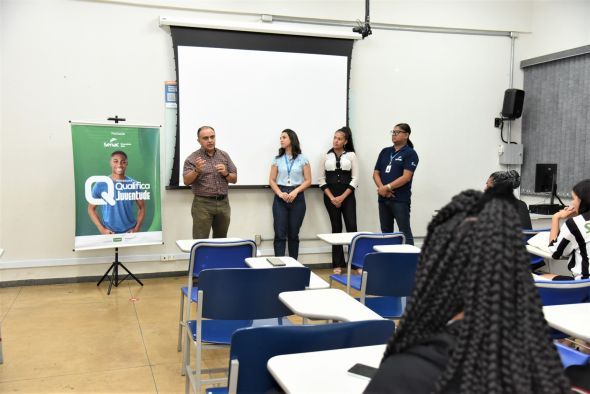 Prefeitura de Cuiab | Jovens participam de curso ofertado pela Prefeitura de Cuiab j com garantia de emprego