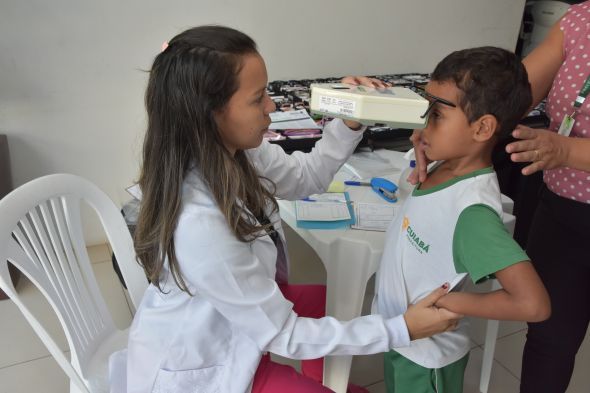 Prefeitura de Cuiab | Projeto implementado pela gesto Emanuel Pinheiro j beneficiou, neste ano, 1.072 estudantes do 1 ao 9 ano