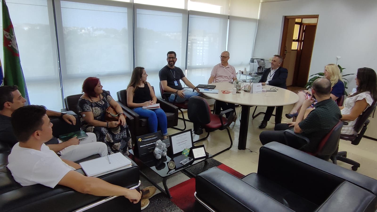 Sistema Compra Aberta é tema da visita de representantes da Prefeitura de Cajamar