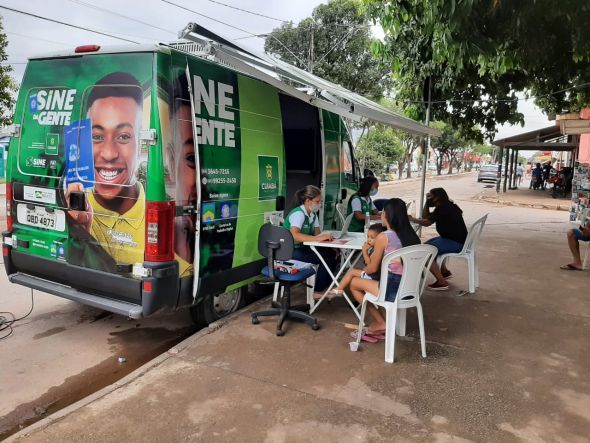 Prefeitura de Cuiab | Sine da Gente leva oportunidades de emprego comunidade do bairro Dom Aquino e regio