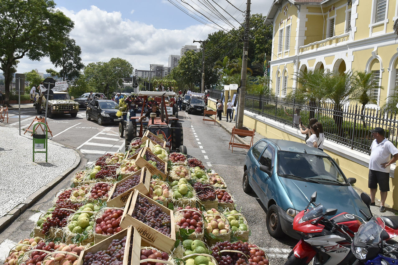 Tratorada da Colheita da Uva agita o Centro de Jundiaí neste sábado (02)
