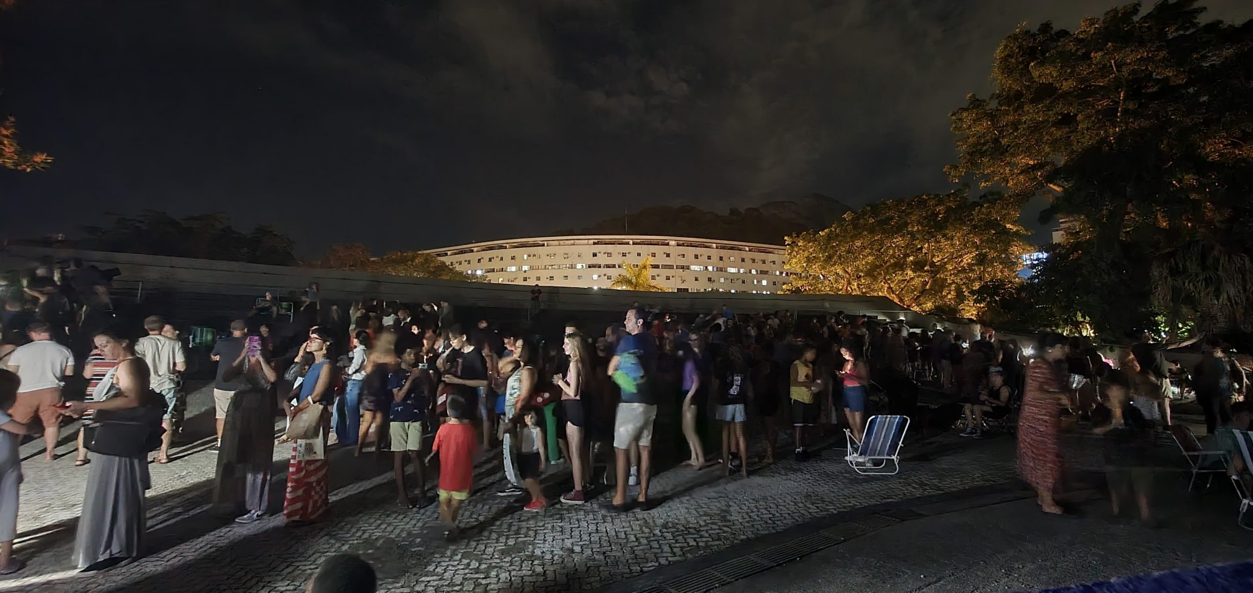 Luau das Estrelas estreia com mais de 900 pessoas no Planetário do Rio  - Prefeitura da Cidade do Rio de Janeiro