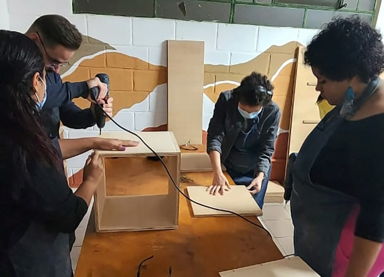 Projeto da Biblioteca Comunitária no Jd. Fepasa avança com oficinas aos moradores do bairro